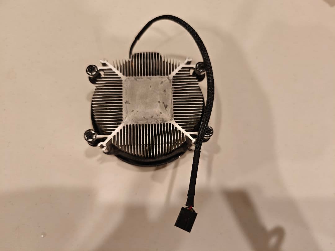 【ジャンク品】AMD Ryzen 5 3500 CPU（クーラー付）