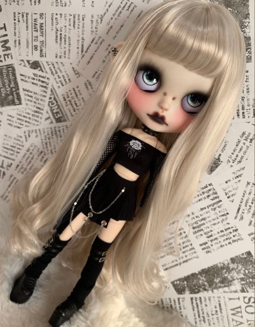 カスタムアイシードール★ロリータ~ちゃん★アウトフィット付属