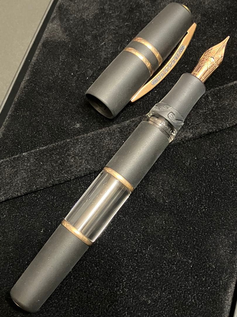 visconti ホモサピエンス クリスタルドリーム M 中字