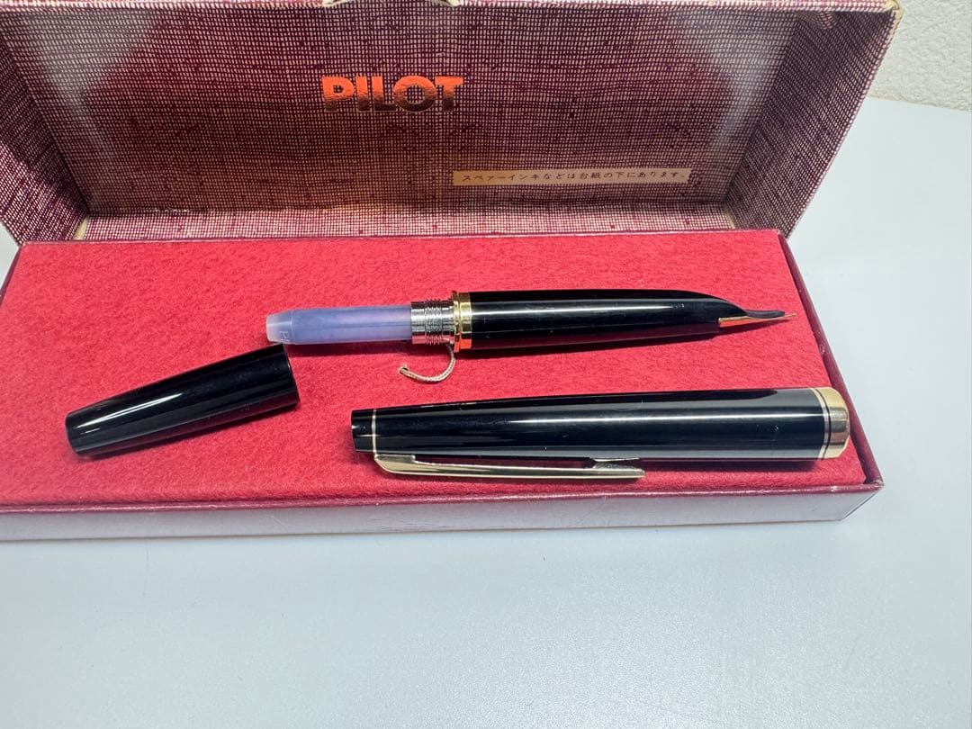 PILOT Elite 万年筆 14K-585 ＜F＞