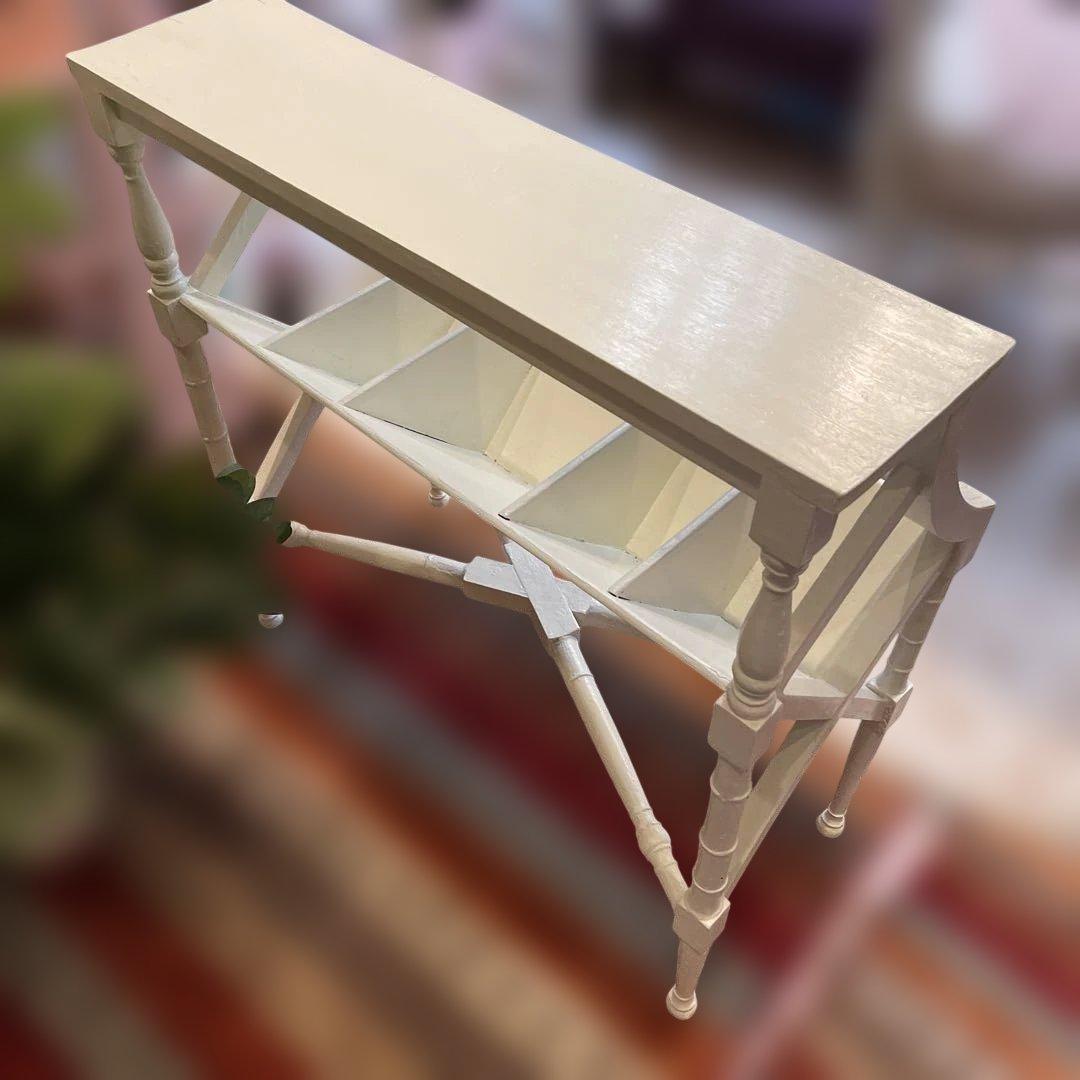 ヨーロッパ家具 アンティークのマガジンラック　白家具　姫部屋