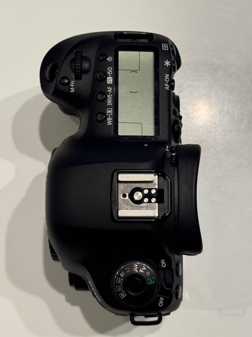 美品　Canon EOS 5D Mark Ⅳ Mark4 キャノン　一眼レフ