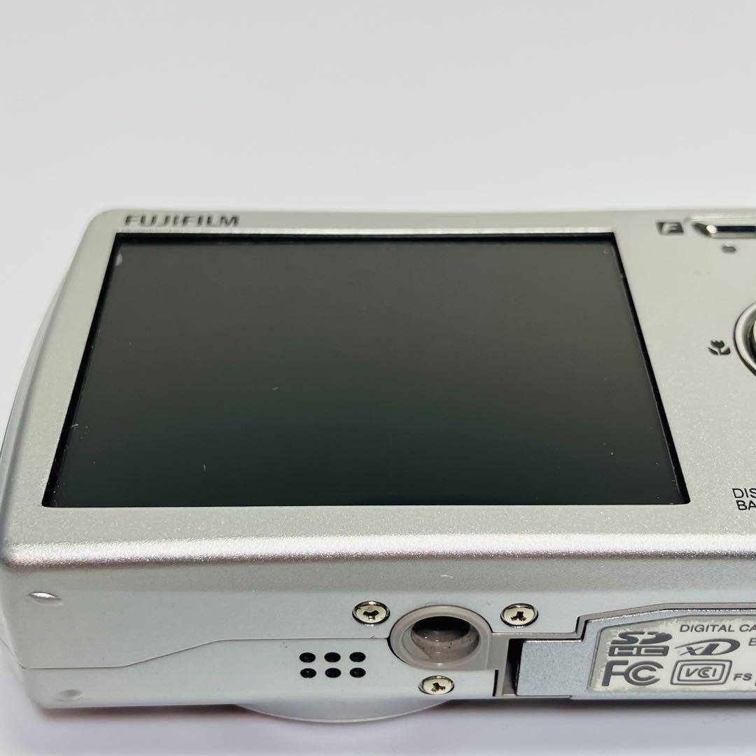 ジャンク FUJIFILM Finepix F100fd デジカメ コンデジ