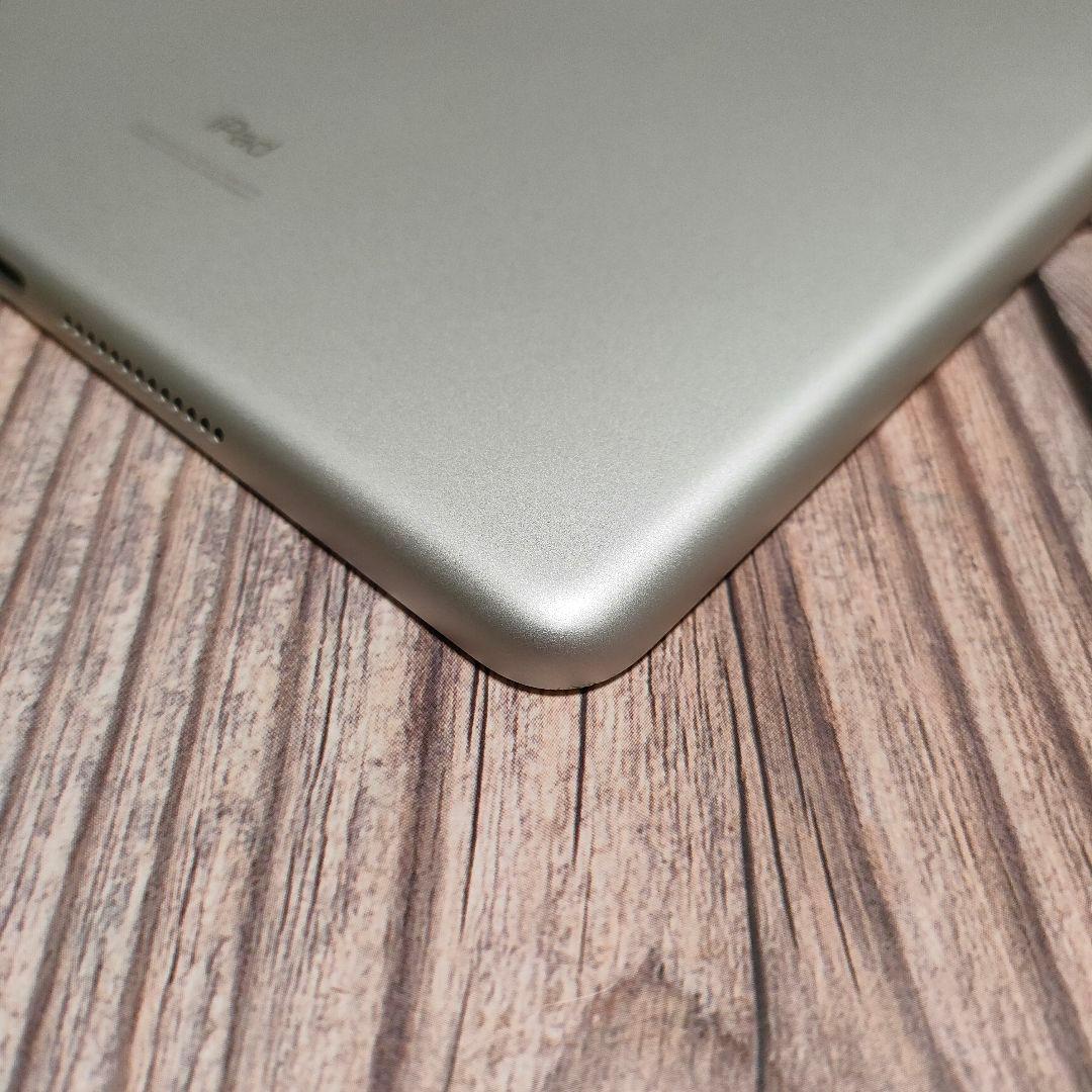 apple iPad 第7世代 128GB SIMフリー 美品 バッテリー90%