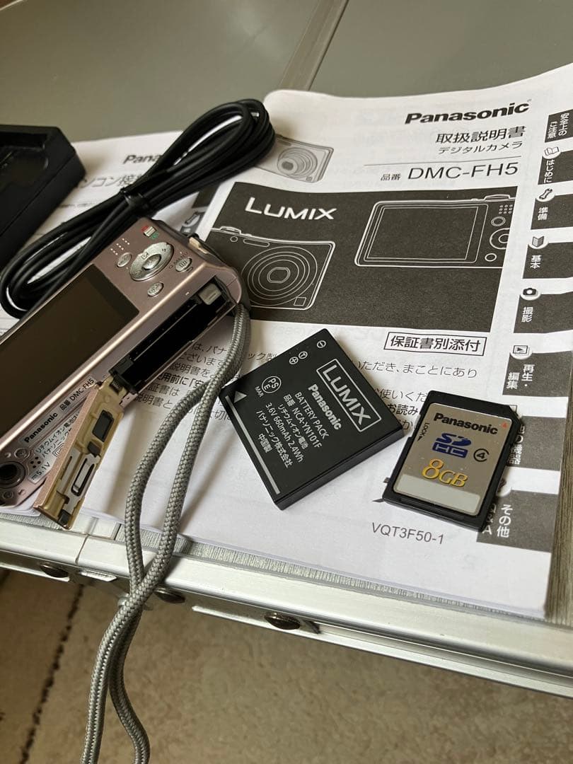 美品Panasonic LUMIX DMC-FH5 パナソニック デジタルカメラ