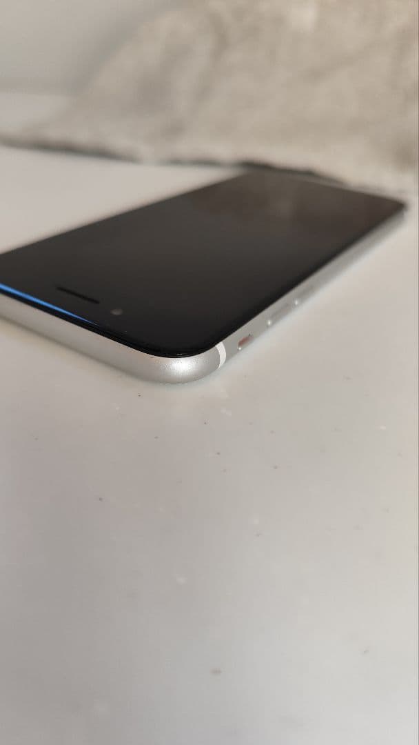 Apple iPhone SE(第2世代) ホワイト ソフトバンク
