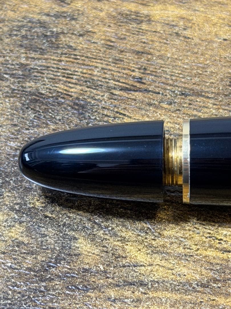 未使用に近い　149 西ドイツ製　18K ヘミングウェイ　バイカラー　万年筆　M