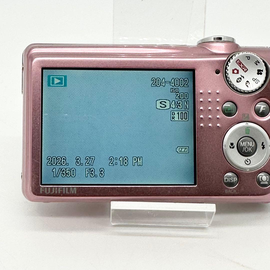 富士フイルム FinePix F70EXR ピンク 動作品 光学10倍ズーム