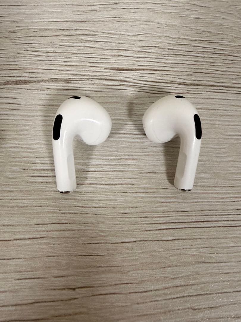 【最終値下げ】Apple AirPods (第3世代) 　箱付き
