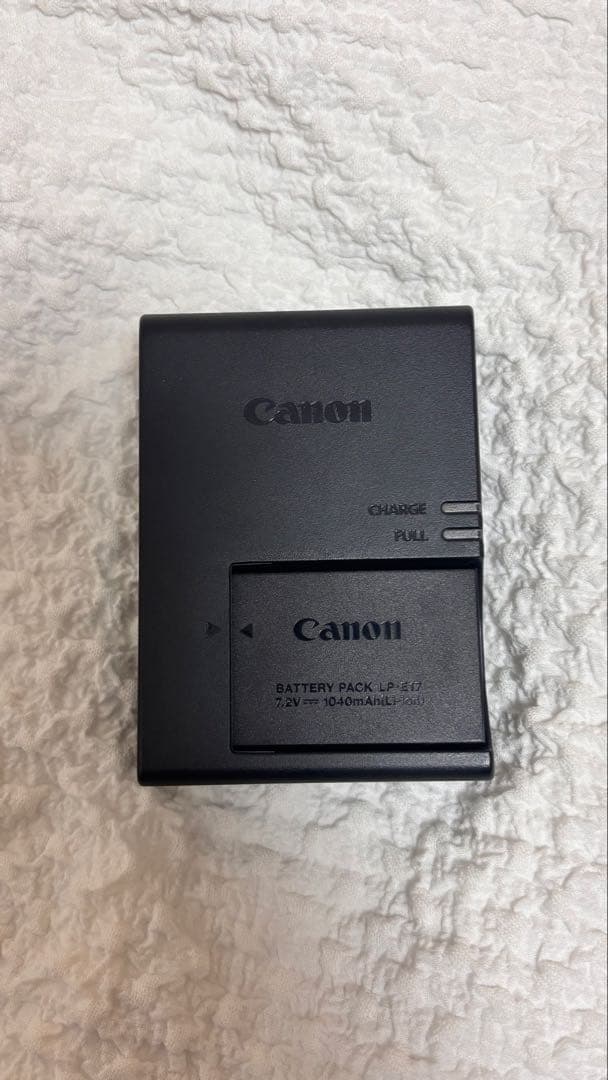 Canon EOS Kiss X10 本体 ダブルズームキット　箱付き