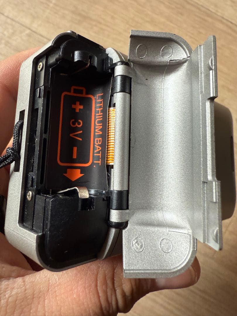 KONICA BIG MINI F シルバー コンパクトカメラ　ジャンク