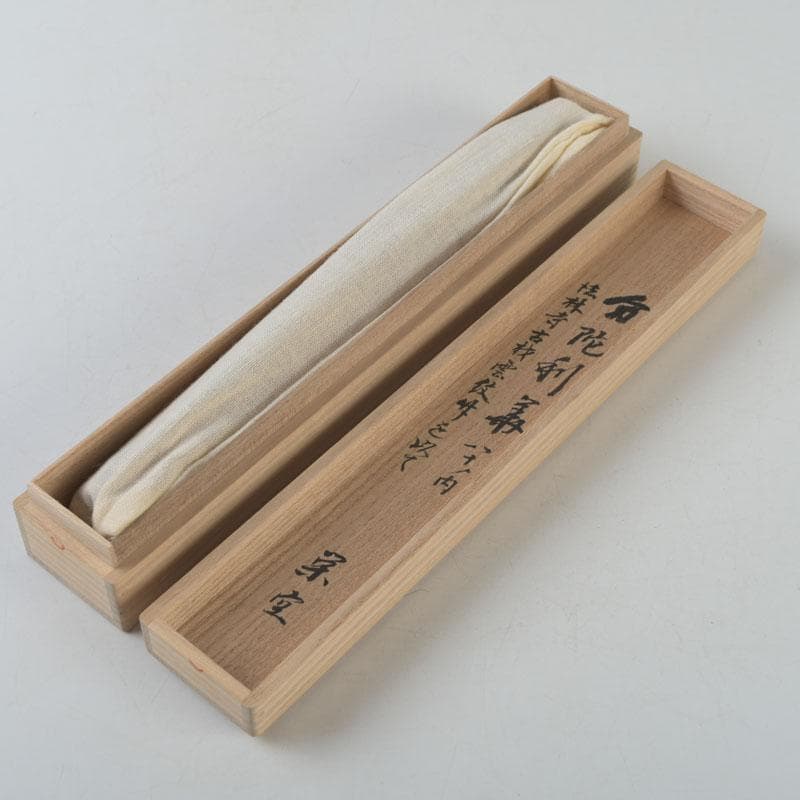 茶道具　宝林寺古材　茶杓　分陀利華　筒袋共筒共箱　V　8604