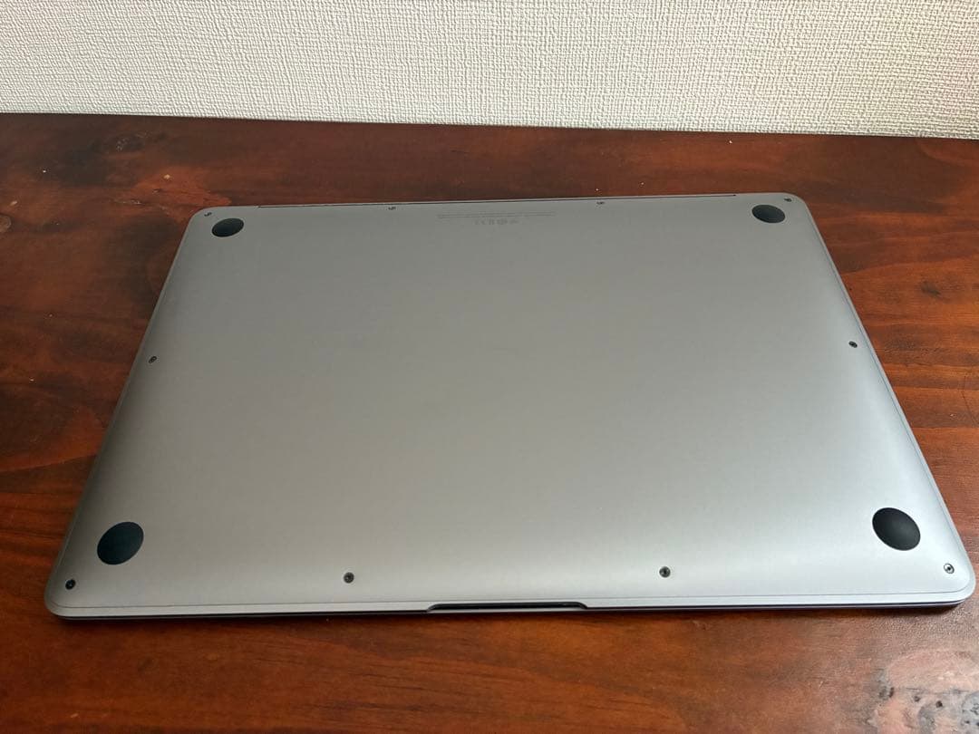 最速発送！　MacBook Air M1 256GB 8GB