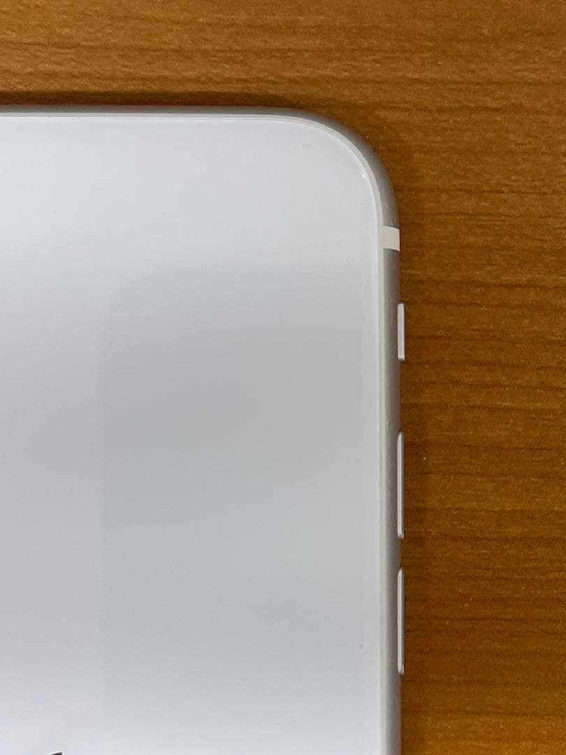 オ*ム様 動作確認済み iPhone SE 第2世代 64GB ID EA54