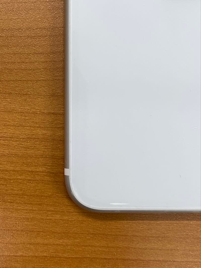 オ*ム様 動作確認済み iPhone SE 第2世代 64GB ID EA54