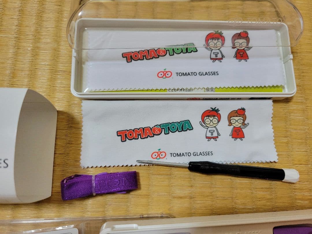 TOMATO GLASSES 紫の度ありメガネ
