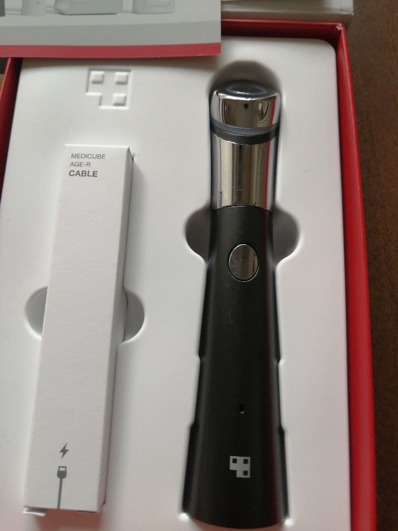 中古medicube AGE-R BOOSTER-H美顔器