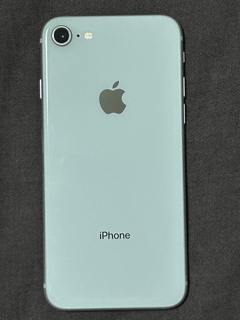 スマートフォン本体 Apple iPhone 8 64GB JK