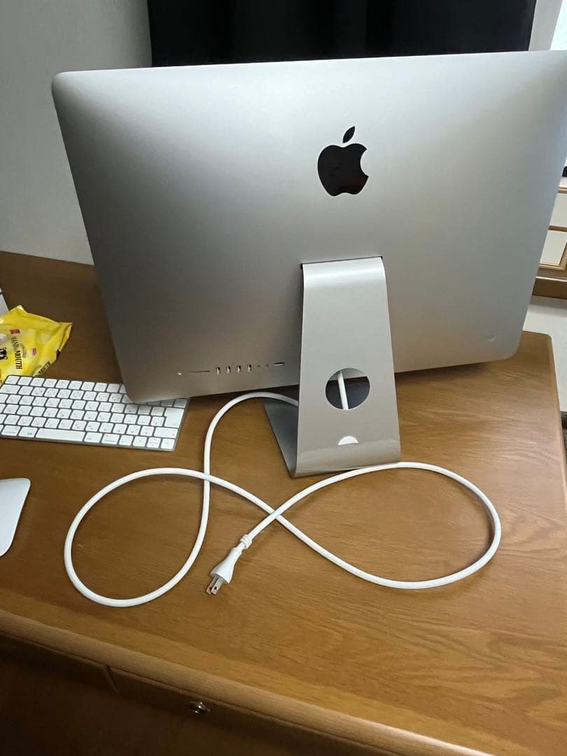 iMac 2019 21.5インチ 4K Core i3 8GB 256GB