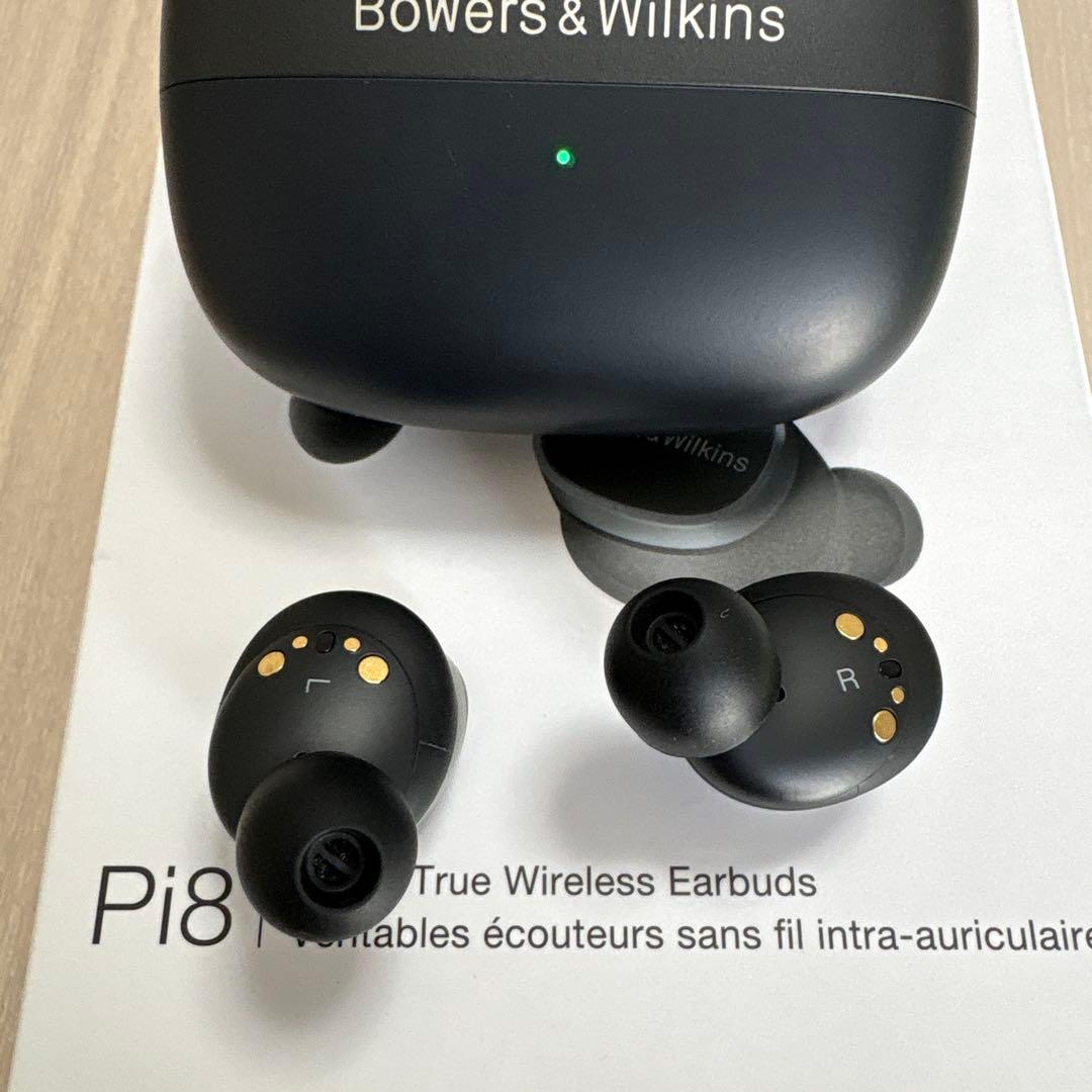 美品 Bowers & Wilkins Pi8 ワイヤレスイヤホン