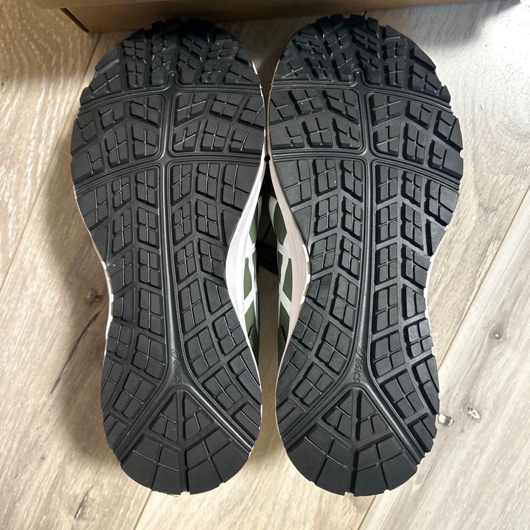 良品【アシックス】（23.5）安全靴 プロスニーカー