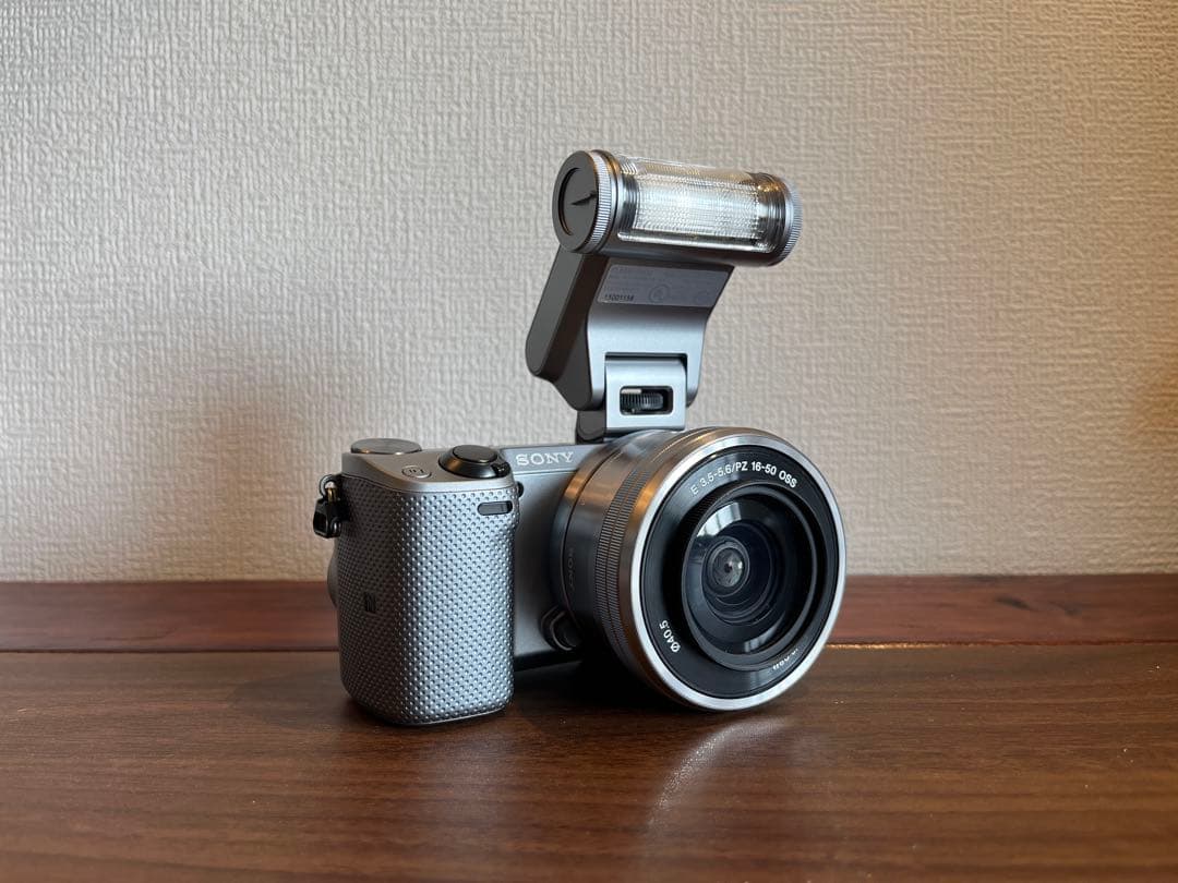 SONY NEX-5Tシルバー ダブルズームレンズキット ＋付属品