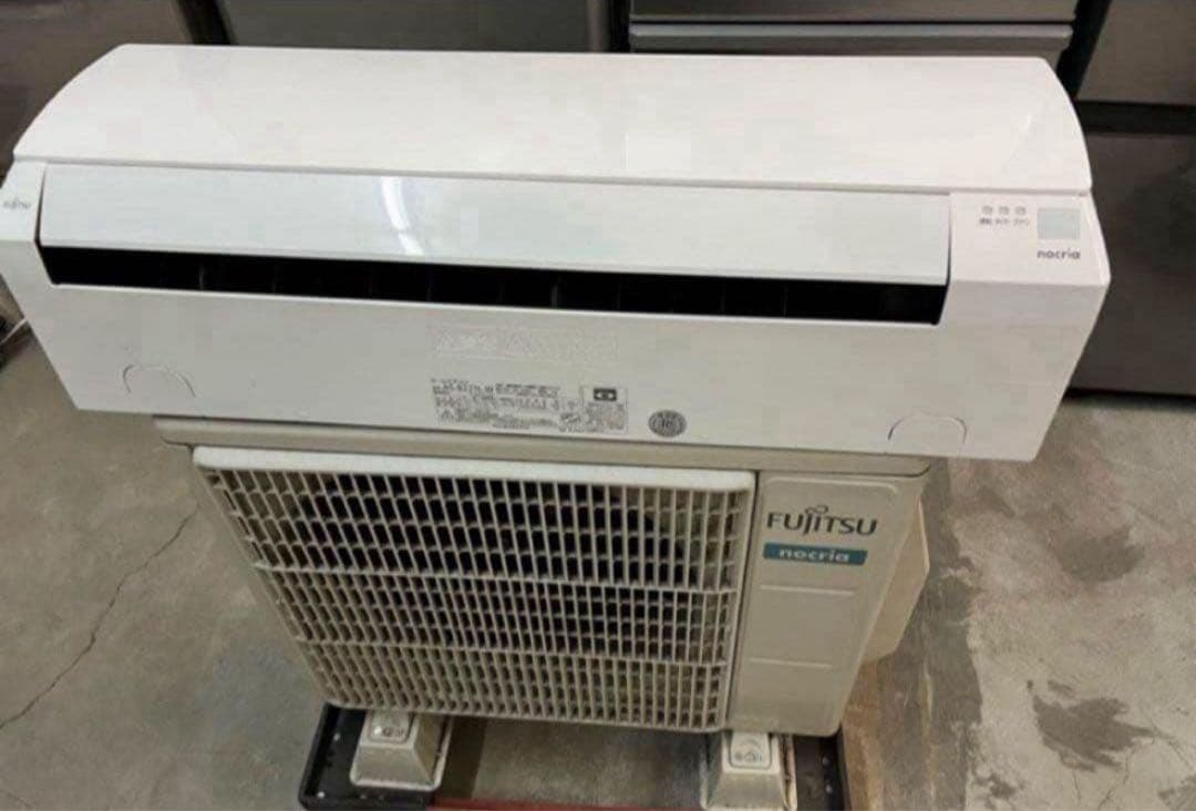 【高年式】2021年式 2.2kw FUJITSU エアコンAS-B221L-W