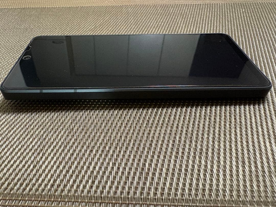AQUOS SH-53C 本体（美品）