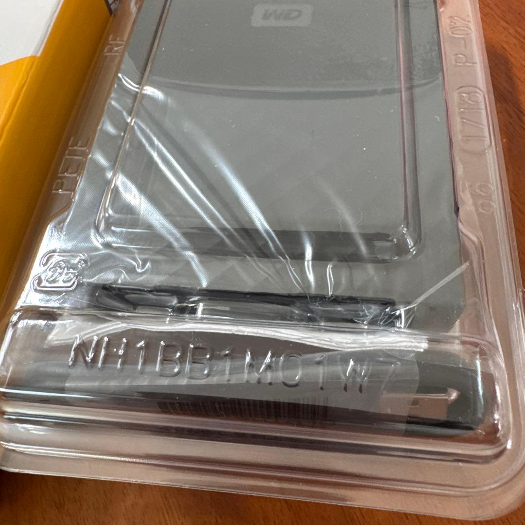 y*9様 新品未使用　WD My Passport 2TB Mac専用 HDD