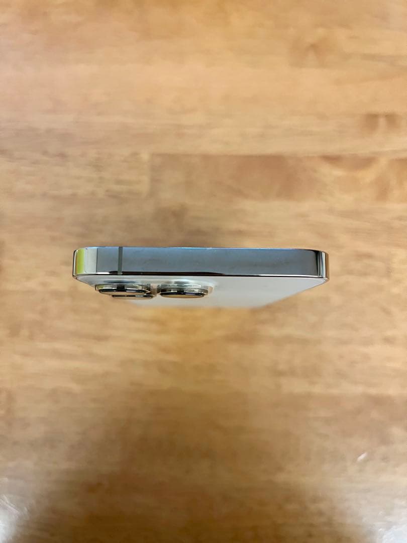 Apple iPhone 13 Pro ゴールド