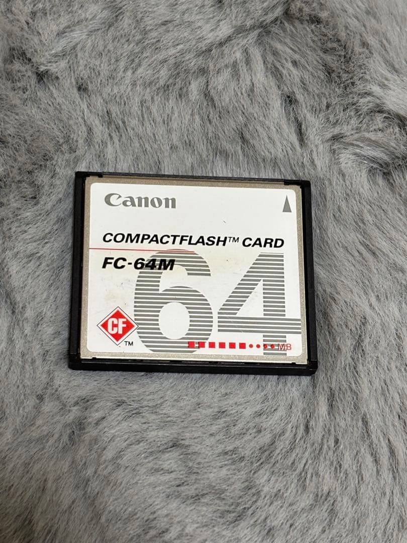 Canon EOS Kiss Digital N デジタル一眼レフ