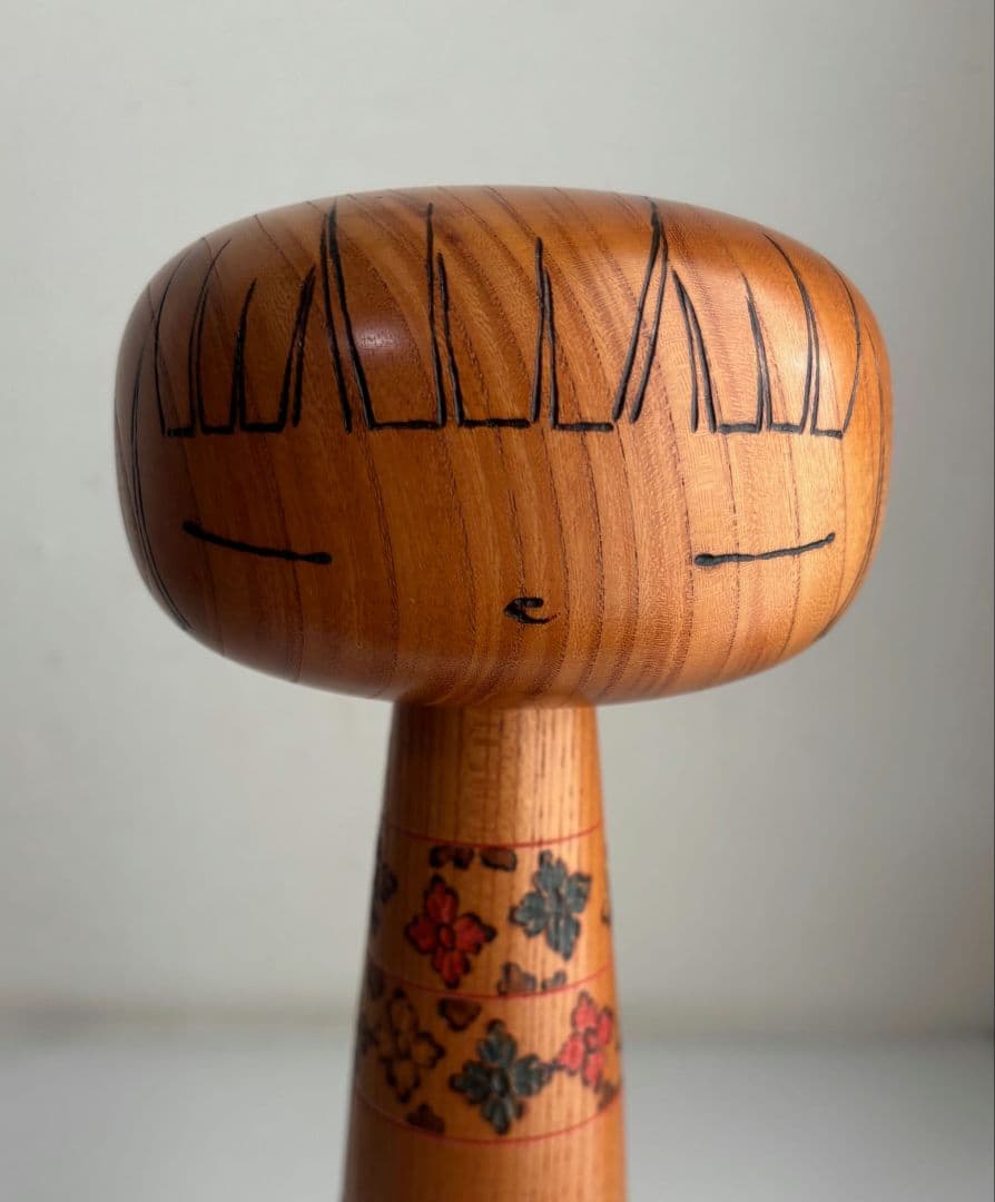 創作こけし　高さ　約３１ｃｍ