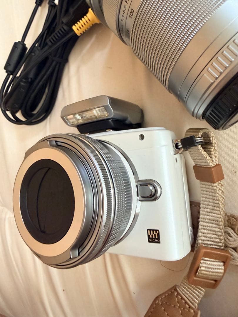オリンパス OLYMPUS PEN Lite E-PL6【ジャンク】