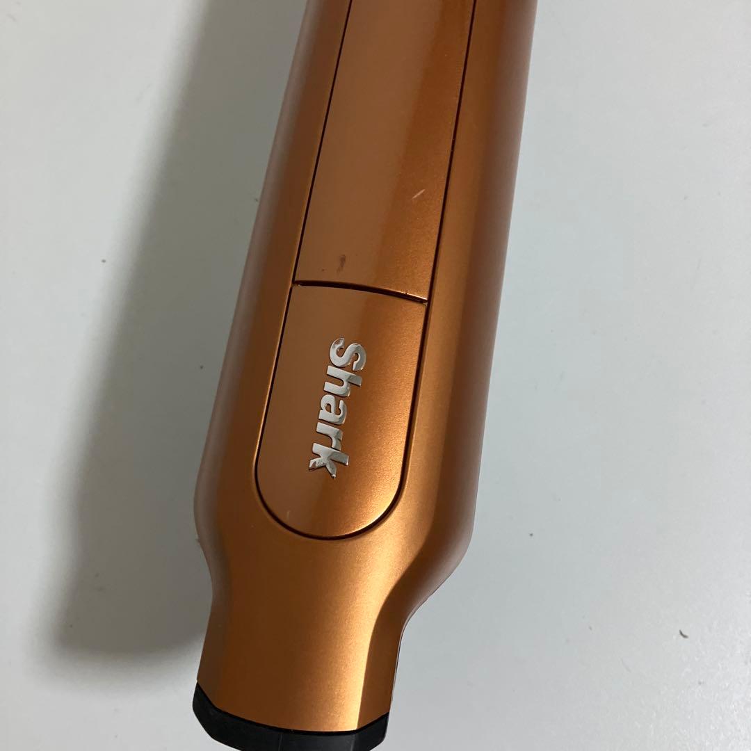 動作保証品　シャーク　掃除機　CS651JOR 本体のみ　純正バッテリー付き