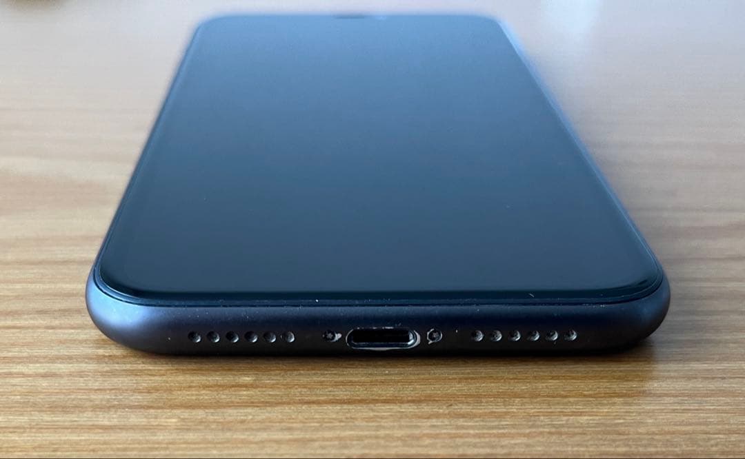 iPhone11本体　128GB SIMフリー　ブラック