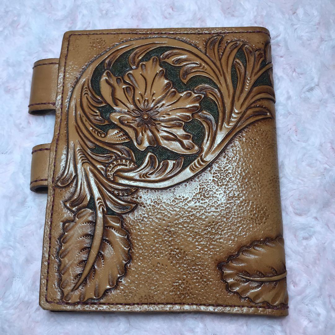 革 ハンドメイド お薬手帳　お値下げします。