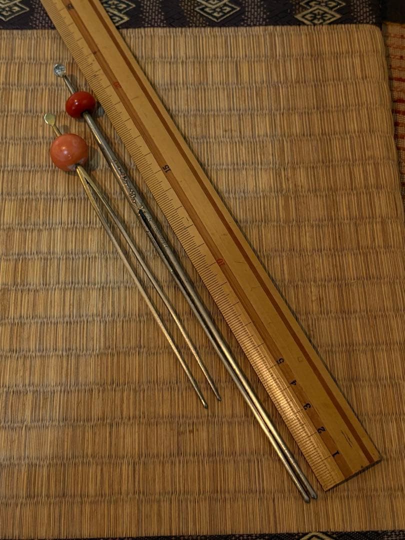 赤珊瑚　血赤珊瑚　簪　髪飾　象嵌　時代物　古美術　骨董　2点