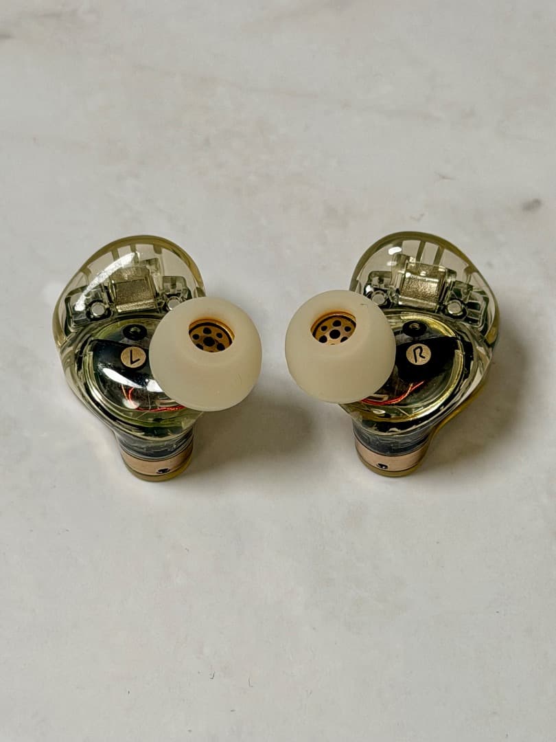 【美品】SOUNDPEATS H3 ワイヤレスイヤホン