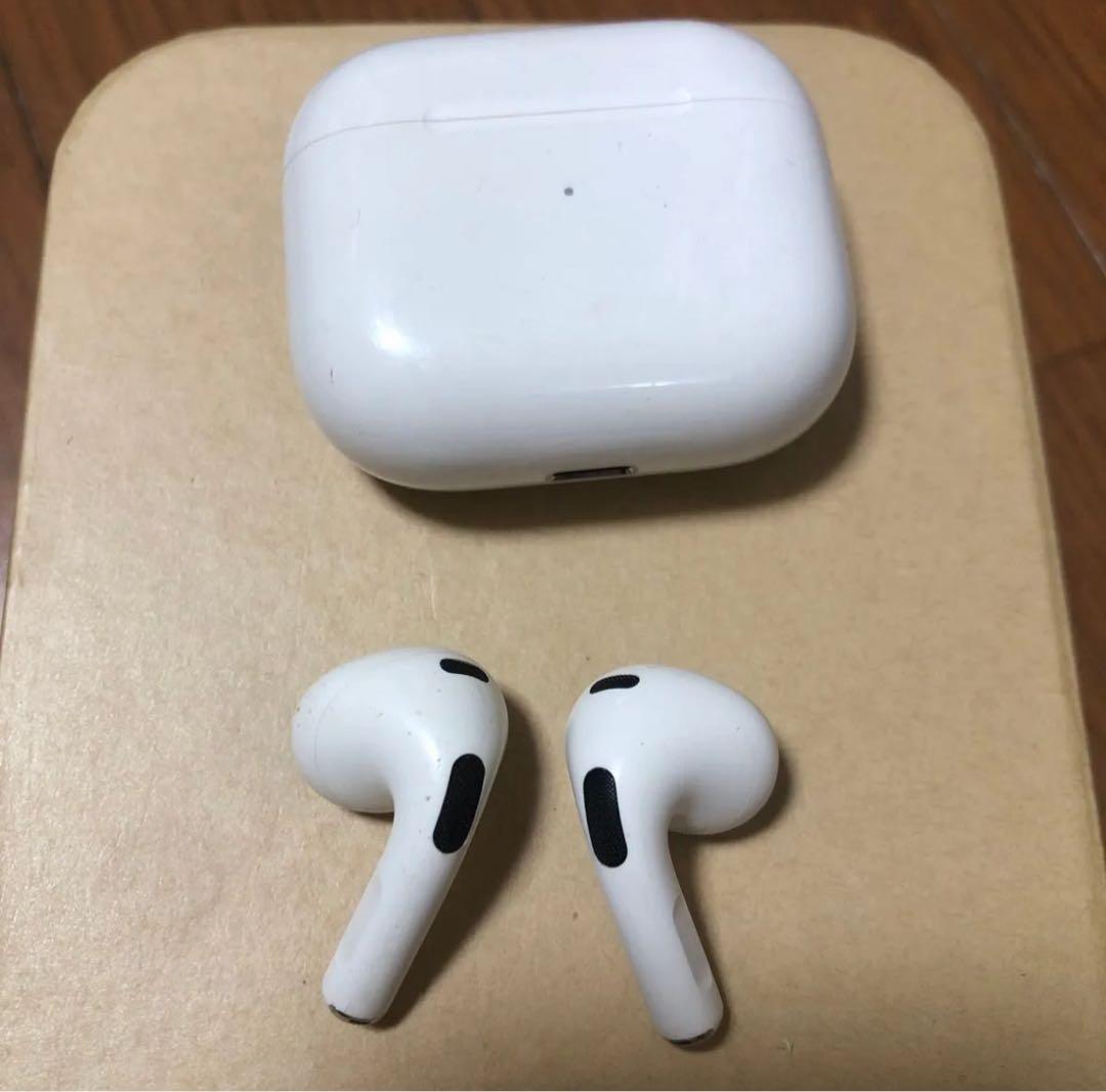 Apple AirPods 第3世代　 A2564
