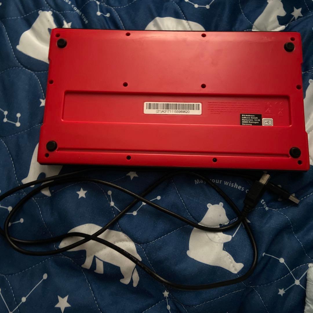 AKAI MPKmini MIDIキーボード