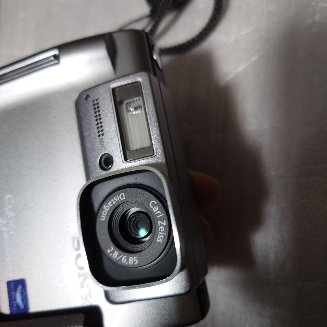 ソニー　SONY Cyber-shot デジタルスチルカメラ　DSC-F55