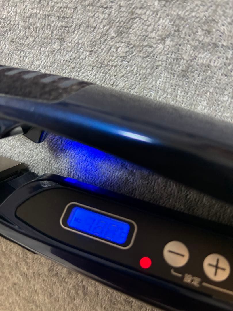 プライア　ストレートアイロン　PLIA SS ストレートアイロン