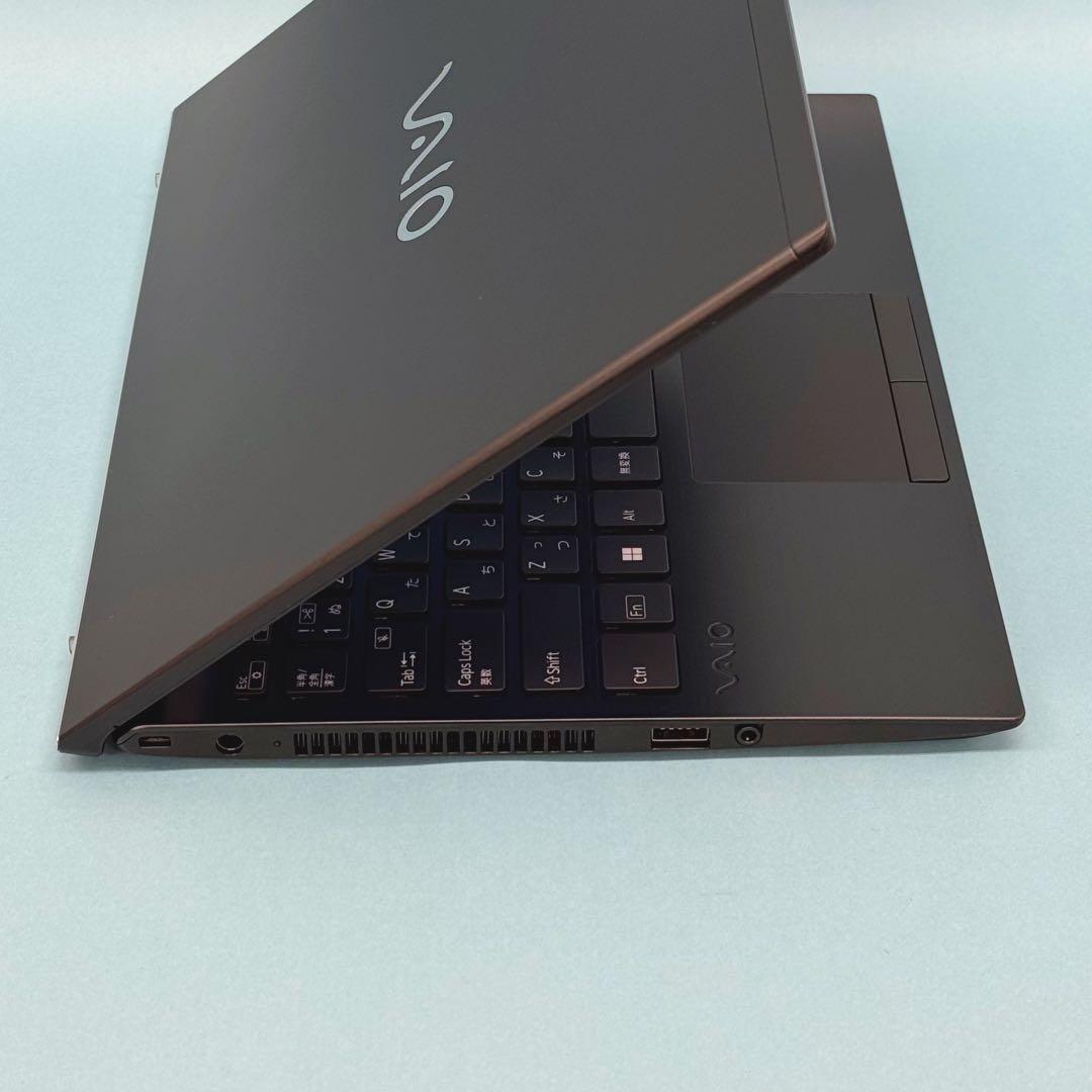 174 準美品 512GB VAIO PG i5 第13世代 16GB