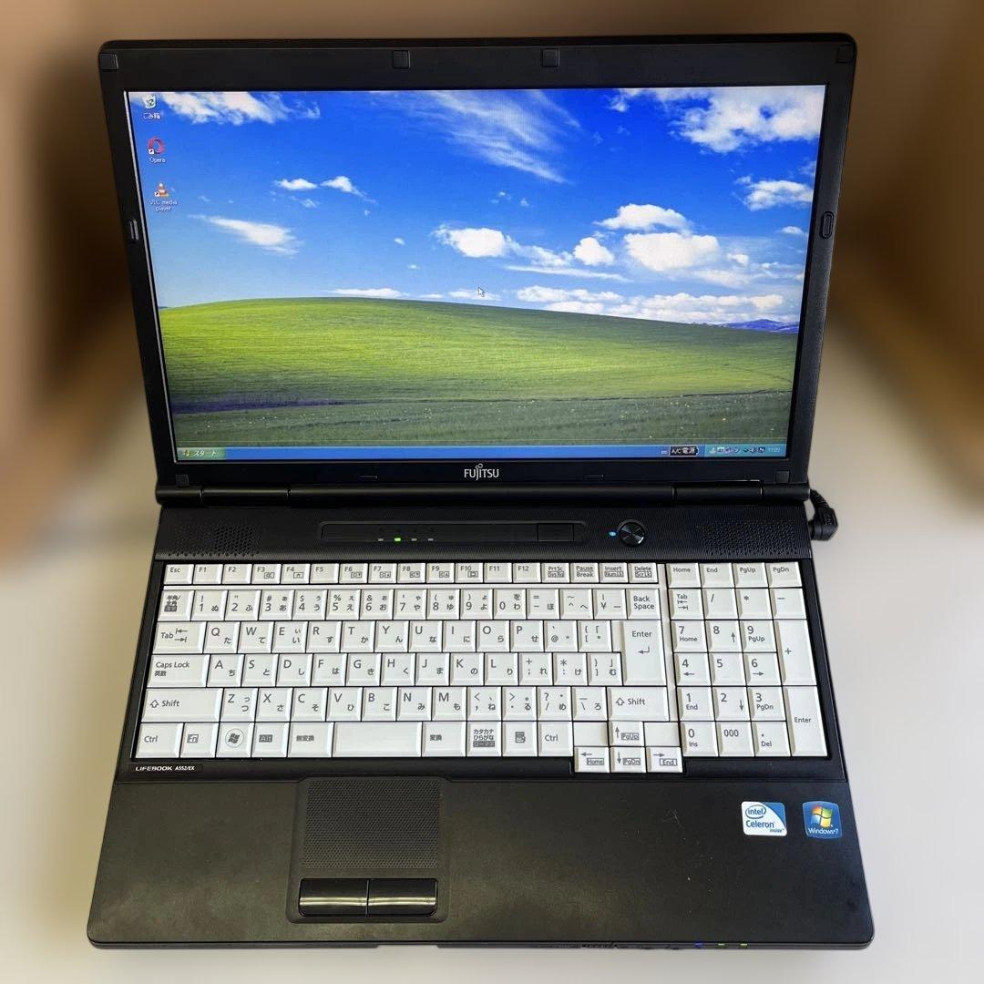 ☆訳あり格安美品☆Windows XP☆10キー付15.6インチ大画面ノートPC