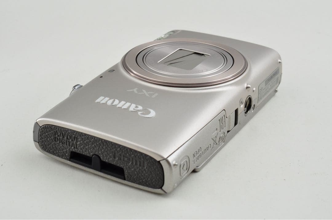 美品　Canon キャノン IXY 650 シルバー　デジカメ