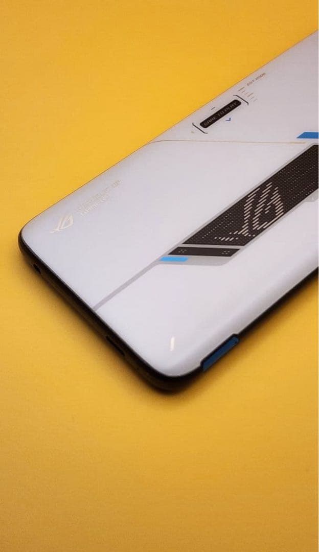 スマートフォン本体 ASUS ROG Phone 6 512GB 16GB