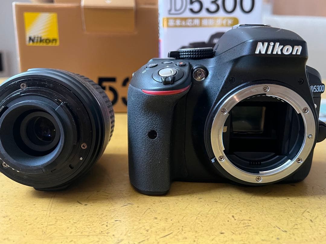 ニコン　Nikon D5300 一眼レフカメラ　極美品　元箱　付属品多数