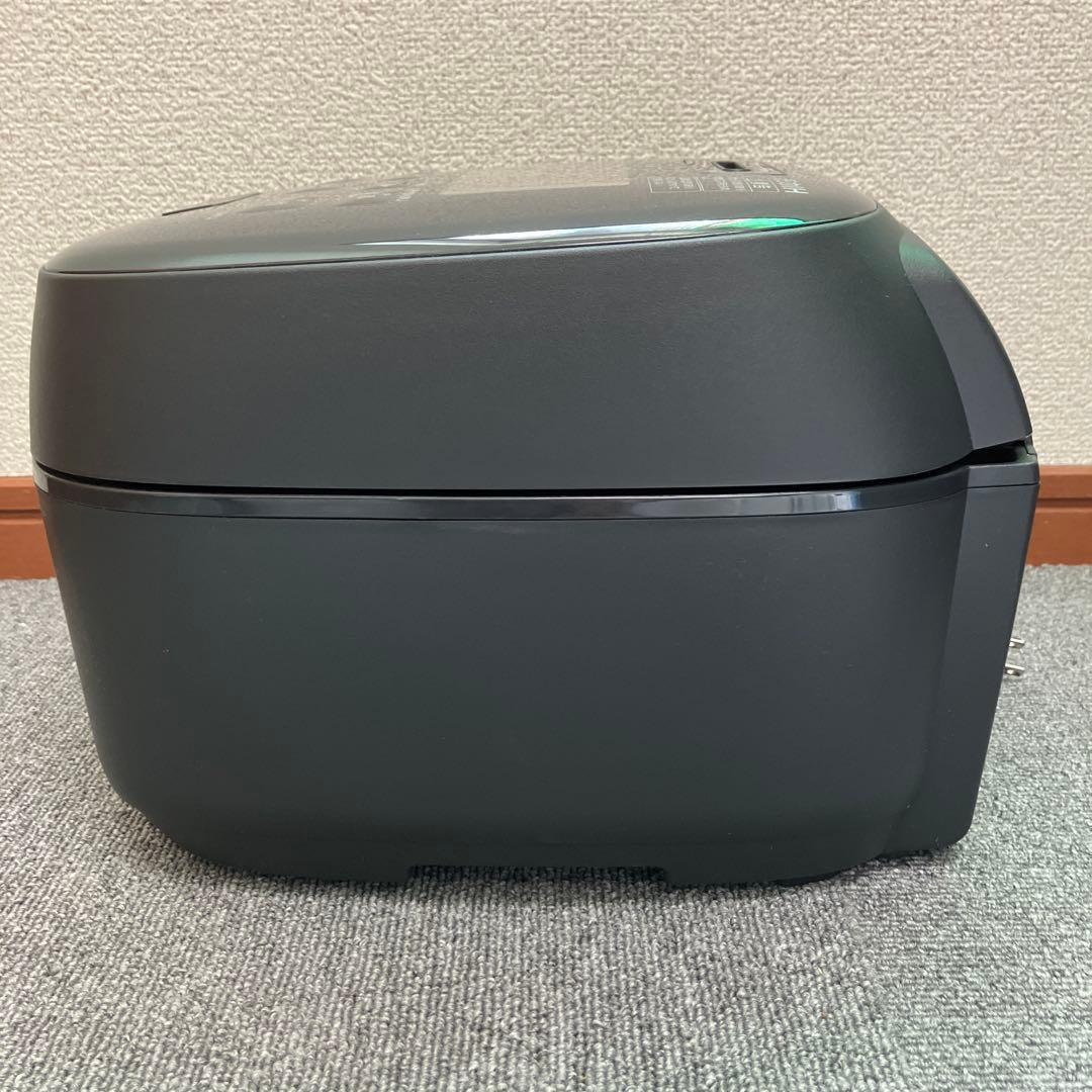 象印 炊飯器　炎舞炊き NW-UT07 濃墨 4合 圧力IH