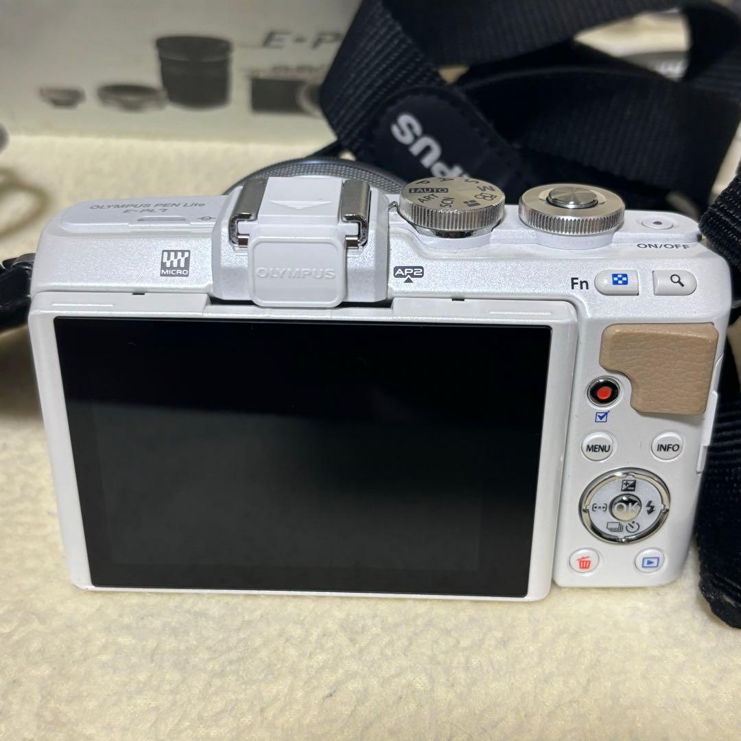 OLYMPUS PEN Lite E-PL7 本体とレンズセット
