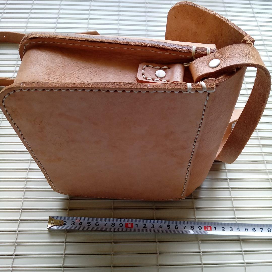 ヌメ革ショルダーバッグ(未使用品)